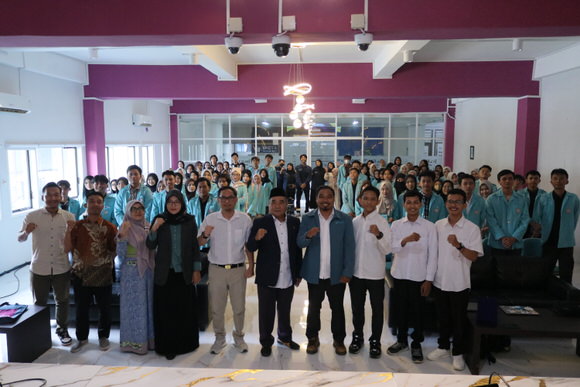Studi Banding dan Kuliah Bersama S1 TP FKIP UNS X S1 TP FIP UNESA